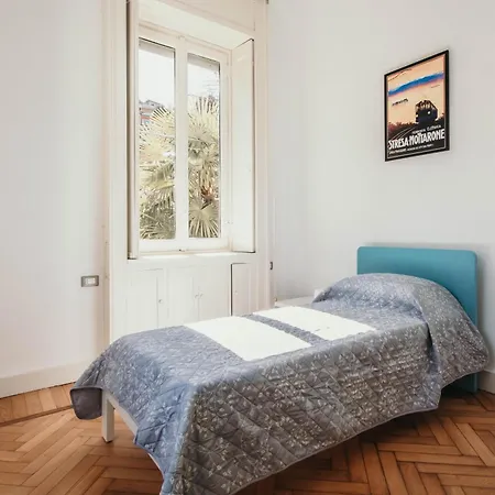 The Queen's - Candela * Stresa