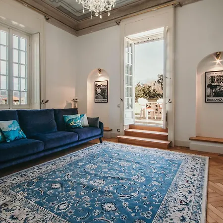 The Queen's - Candela Apartment