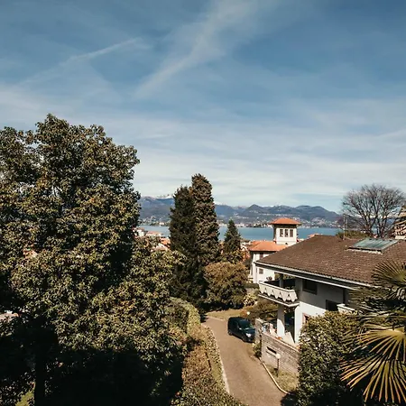 The Queen's - Candela Apartment Stresa
