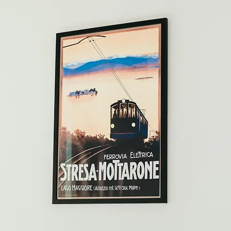 The Queen's - Candela * Stresa