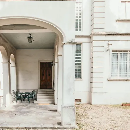 The Queen's - Candela Apartment *