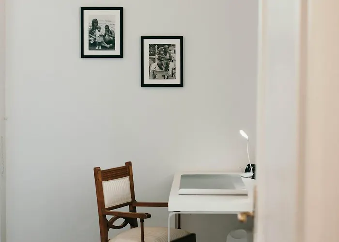 The Queen's - Candela *