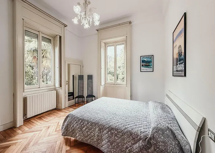 The Queen's - Candela Apartmán