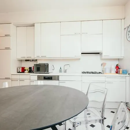 The Queen's - Candela Apartment Stresa